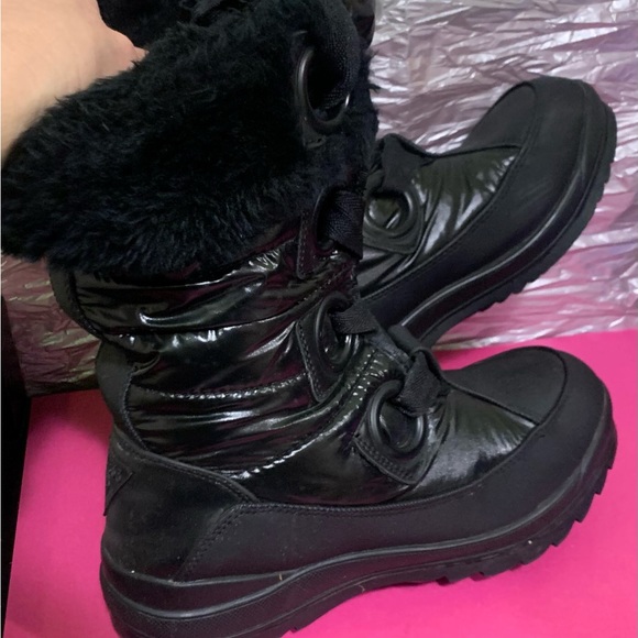 GUESS SHINY PUFFER Winter Boots size 7 - Picture 5 of 12